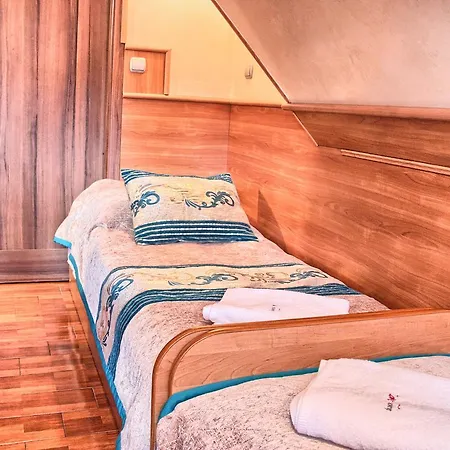 Rum i privatbostad Zakobystra *